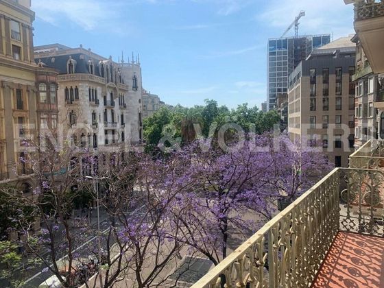 Foto 1 de Pis en venda a Vila de Gràcia de 5 habitacions amb balcó i ascensor