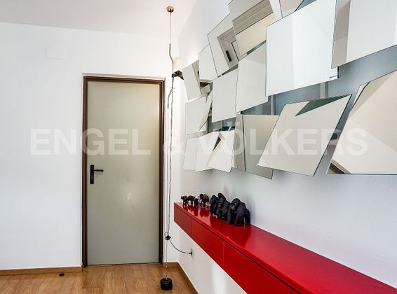 Foto 2 de Xalet en venda a Santa Coloma de Cervelló de 3 habitacions amb terrassa i piscina