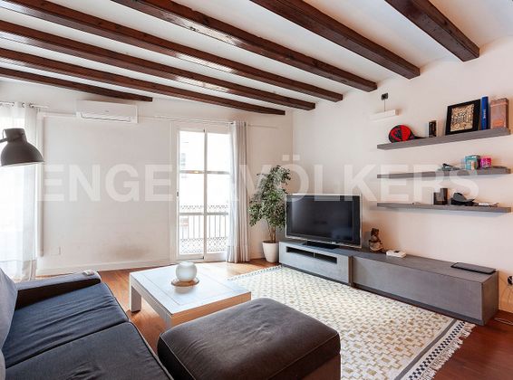 Foto 1 de Venta de piso en Sant Pere, Santa Caterina i la Ribera de 2 habitaciones con balcón y aire acondicionado