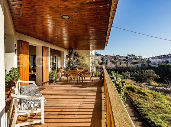 Foto 2 de Casa rural en venda a Premià de Dalt de 5 habitacions amb terrassa i piscina