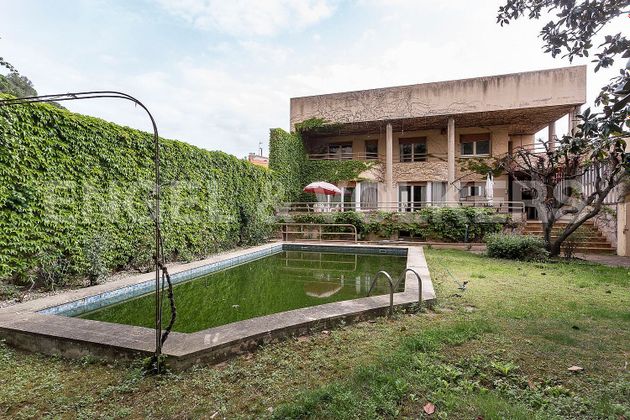 Foto 1 de Casa en venda a Capellades de 6 habitacions amb piscina i garatge