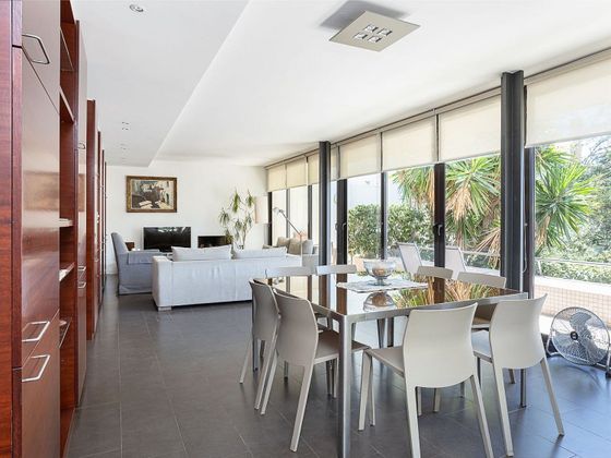 Foto 2 de Xalet en venda a Ciutat Diagonal - La Miranda - La Mallola de 10 habitacions amb terrassa i piscina
