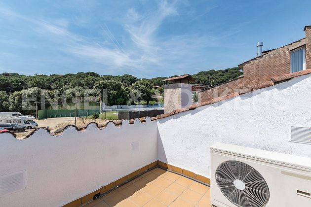 Foto 1 de Venta de casa en Sant Andreu de Llavaneres de 4 habitaciones con terraza y jardín