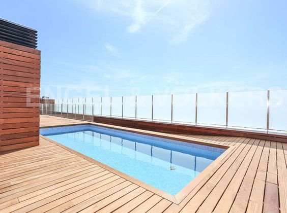 Foto 1 de Àtic en venda a Les Corts de 3 habitacions amb terrassa i piscina