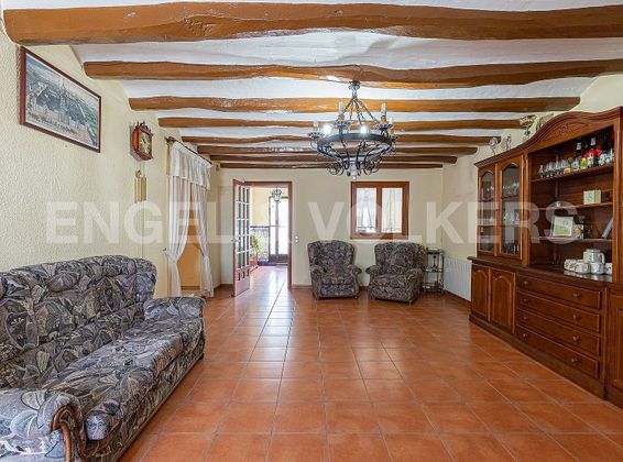 Foto 2 de Casa rural en venta en Castellet i la Gornal de 5 habitaciones con garaje y aire acondicionado