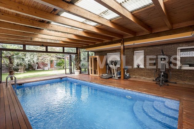 Foto 1 de Venta de chalet en Cabrera de Mar de 4 habitaciones con piscina y garaje