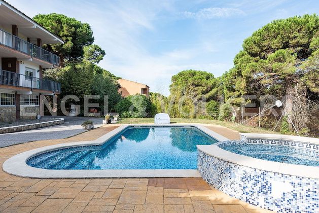 Foto 2 de Xalet en venda a Mas Mora - Sant Daniel de 4 habitacions amb terrassa i piscina