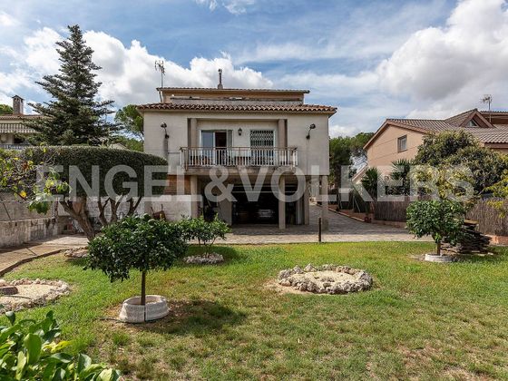 Foto 1 de Casa en venda a Lliçà de Vall de 5 habitacions amb terrassa i garatge