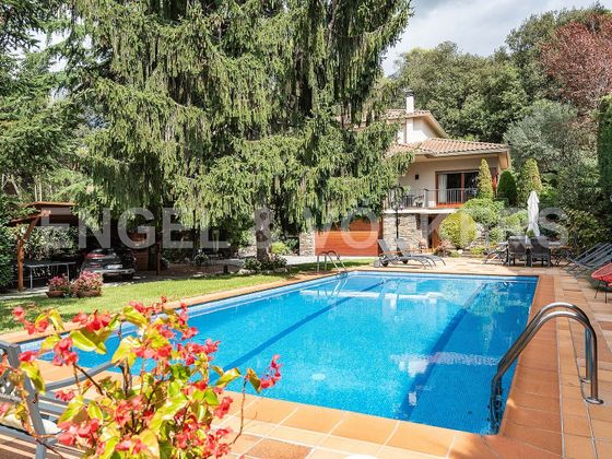 Foto 2 de Xalet en venda a Sant Pere de Vilamajor de 5 habitacions amb terrassa i piscina
