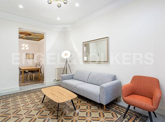 Foto 1 de Pis en lloguer a Vila de Gràcia de 2 habitacions amb mobles i aire acondicionat