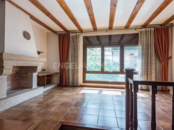 Foto 2 de Casa en venda a Caldes de Montbui de 5 habitacions amb terrassa i calefacció