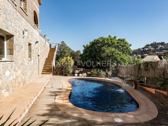 Foto 2 de Venta de chalet en Sant Fost de Campsentelles de 6 habitaciones con terraza y piscina