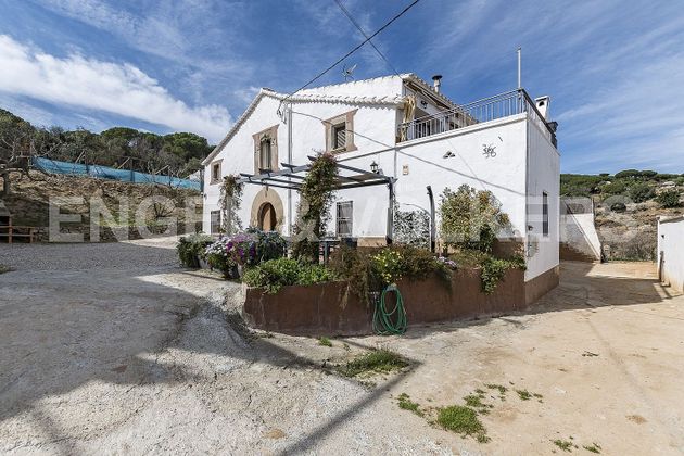 Foto 2 de Casa rural en venda a Vilassar de Dalt de 12 habitacions amb terrassa i jardí