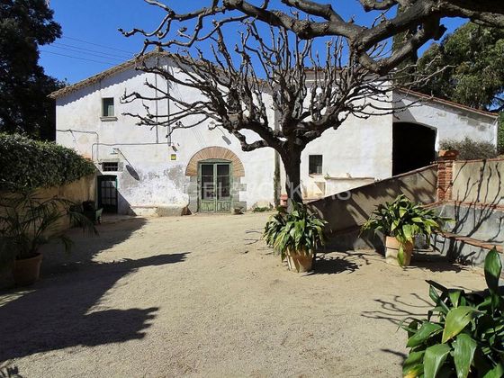 Foto 1 de Casa rural en venda a Vilassar de Dalt de 5 habitacions amb jardí i calefacció