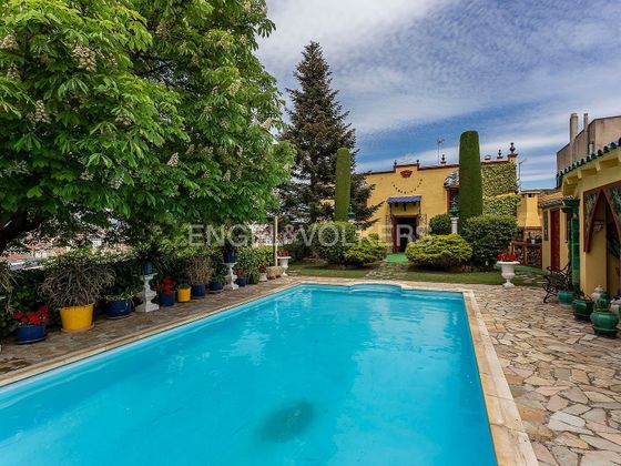 Foto 1 de Xalet en venda a Congost - Santa Caterina de 6 habitacions amb piscina i jardí