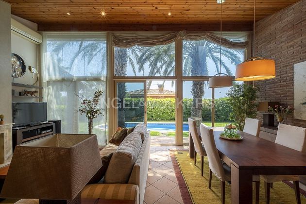 Foto 1 de Chalet en venta en Sant Pol de Mar de 5 habitaciones con terraza y piscina