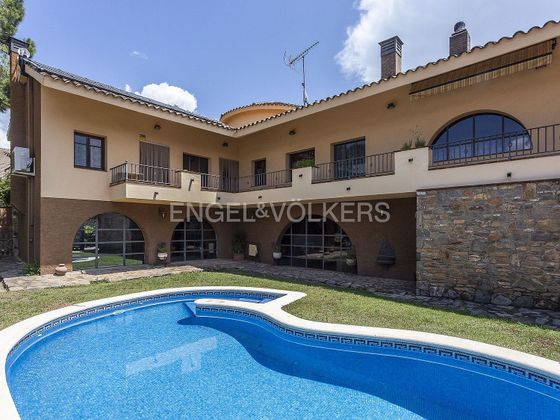 Foto 1 de Venta de chalet en Sant Fruitós de Bages de 4 habitaciones con terraza y piscina