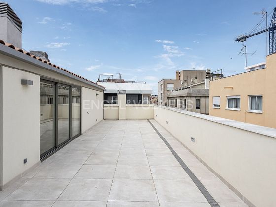 Foto 1 de Dúplex en venta en Centre - Sabadell de 4 habitaciones con terraza y balcón