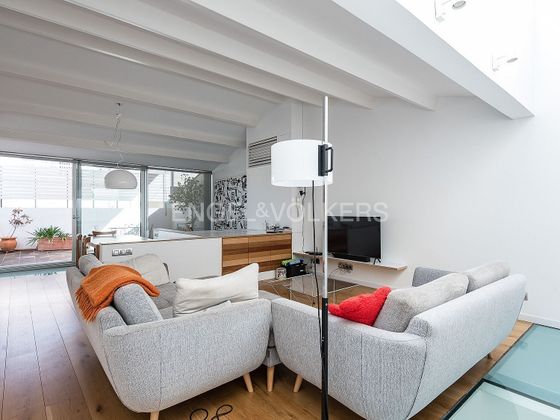 Foto 1 de Casa en venta en Centre - Badalona de 4 habitaciones con terraza y aire acondicionado
