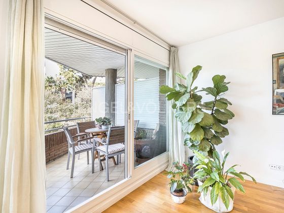 Foto 2 de Pis en venda a Sarrià de 5 habitacions amb terrassa i garatge