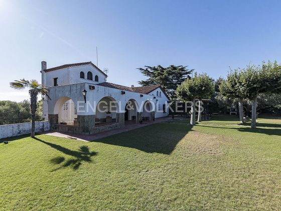 Foto 1 de Casa rural en venta en Sant Vicenç de Montalt de 7 habitaciones con piscina y garaje