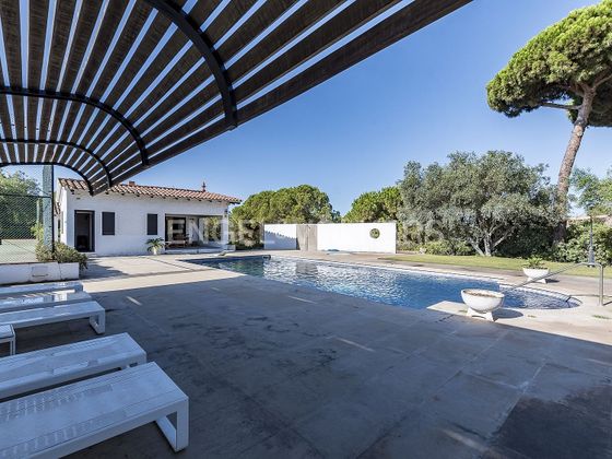 Foto 2 de Casa rural en venda a Sant Vicenç de Montalt de 7 habitacions amb piscina i garatge