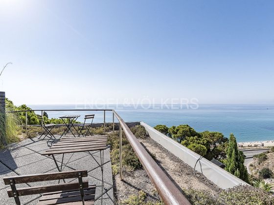Foto 2 de Xalet en venda a Arenys de Mar de 4 habitacions amb terrassa i piscina