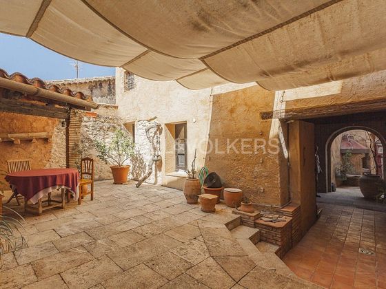 Foto 1 de Casa rural en venta en Castellet i la Gornal de 6 habitaciones con terraza y jardín