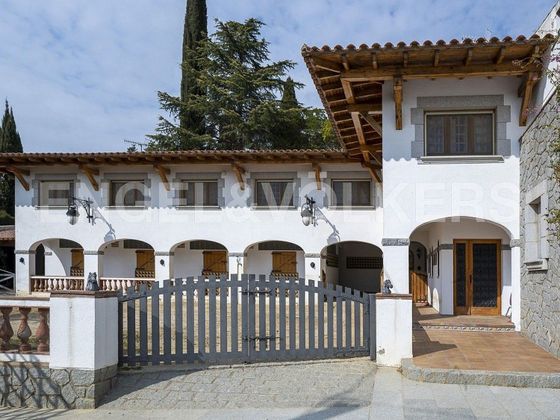 Foto 2 de Casa rural en venda a Òrrius de 10 habitacions amb terrassa i piscina