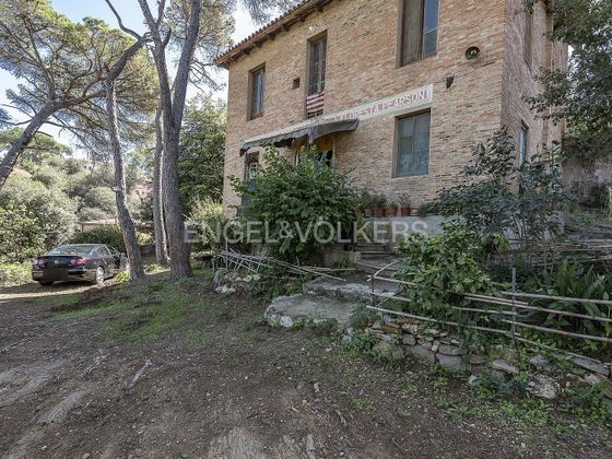 Foto 1 de Casa rural en venda a La Floresta - Les Planes de 3 habitacions amb piscina i jardí