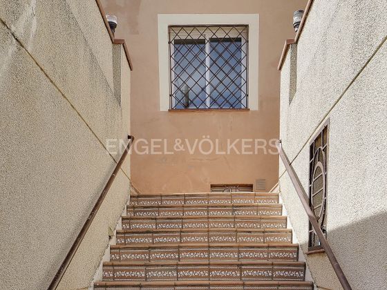 Foto 2 de Xalet en venda a Vallcarca i els Penitents de 5 habitacions amb terrassa i jardí
