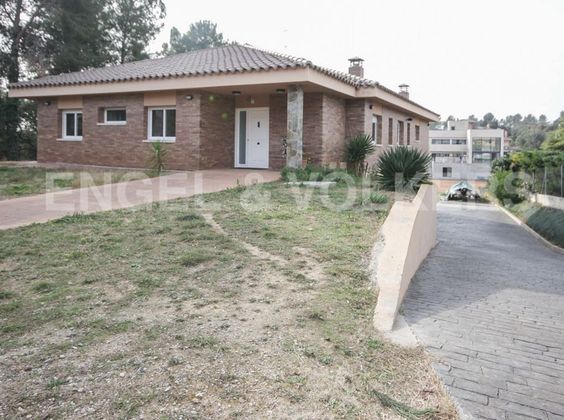 Foto 1 de Chalet en venta en Castellarnau - Can Llong de 4 habitaciones con terraza y garaje
