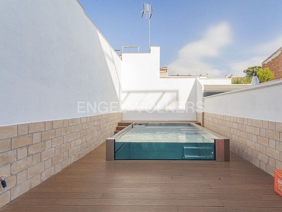 Foto 2 de Casa adosada en venta en Centre - Sabadell de 5 habitaciones con terraza y piscina