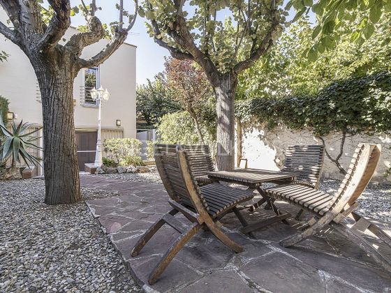 Foto 1 de Chalet en venta en Horta de 5 habitaciones con terraza y jardín