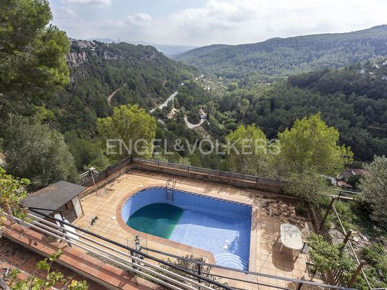 Foto 1 de Xalet en venda a Palma de Cervelló, La de 4 habitacions amb terrassa i piscina