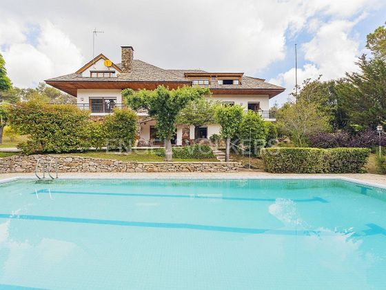 Foto 2 de Xalet en venda a Begues de 9 habitacions amb terrassa i piscina