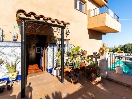 Foto 2 de Xalet en venda a Montessol-Can Carreras de 5 habitacions amb terrassa i piscina