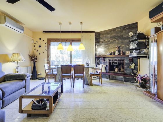 Foto 1 de Casa adossada en venda a Arenys de Mar de 5 habitacions amb terrassa i garatge