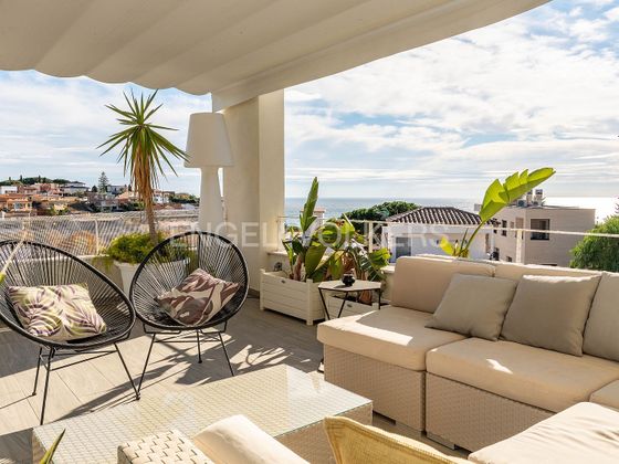 Foto 2 de Xalet en venda a Canet de Mar de 7 habitacions amb terrassa i garatge