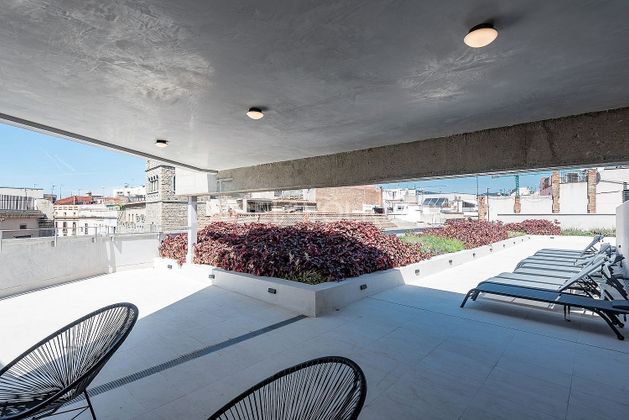 Foto 2 de Piso en venta en El Gòtic de 2 habitaciones con terraza y balcón