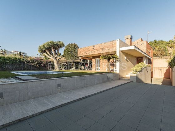 Foto 2 de Chalet en venta en Sant Vicenç de Montalt de 5 habitaciones con terraza y piscina