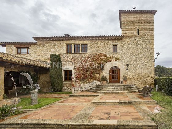 Foto 1 de Casa rural en venta en Castellet i la Gornal de 7 habitaciones con terraza y piscina