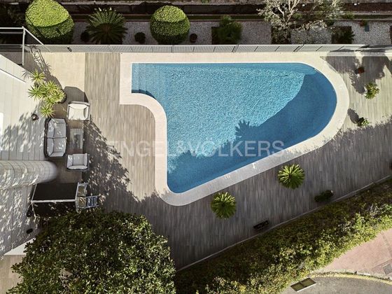 Foto 2 de Xalet en lloguer a Ciutat Diagonal - La Miranda - La Mallola de 7 habitacions amb terrassa i piscina