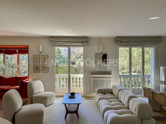 Foto 1 de Pis en venda a Sant Gervasi - Galvany de 3 habitacions amb jardí i balcó