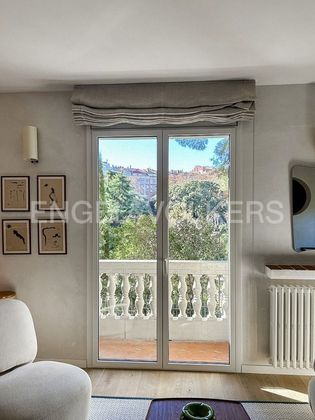 Foto 2 de Pis en venda a Sant Gervasi - Galvany de 3 habitacions amb jardí i balcó