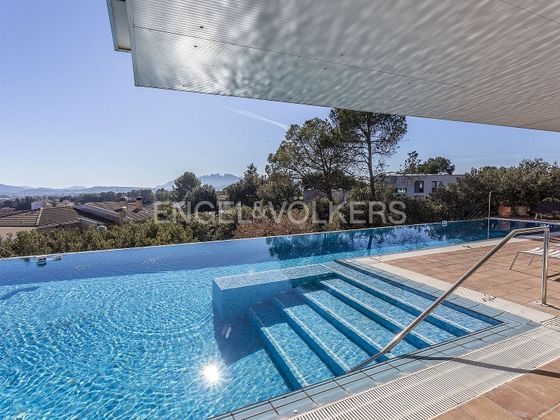 Foto 2 de Venta de chalet en Sant Fruitós de Bages de 5 habitaciones con terraza y piscina