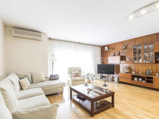 Foto 1 de Pis en venda a Centre - Prat de Llobregat, El de 4 habitacions amb terrassa i garatge