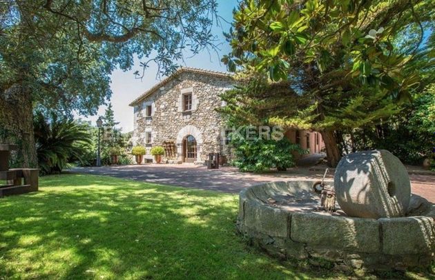 Foto 1 de Casa rural en venta en Sant Iscle de Vallalta de 13 habitaciones con terraza y piscina
