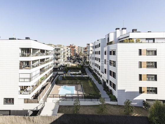 Foto 2 de Ático en venta en Can Mates  - Volpelleres de 3 habitaciones con terraza y piscina