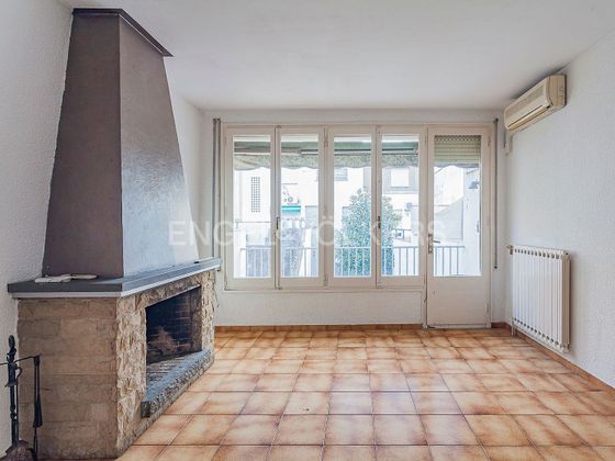 Foto 1 de Xalet en venda a Centre - Sabadell de 3 habitacions amb terrassa i garatge